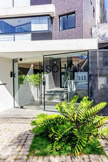 Moderno Ap 66 Soho Life *